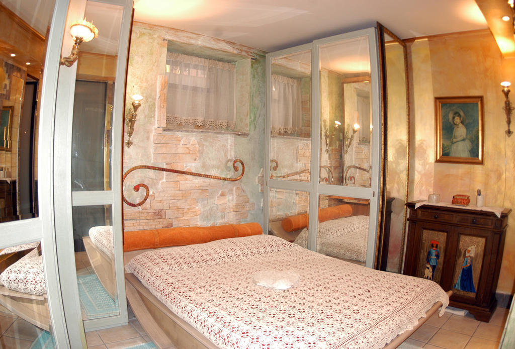 Hospitales Del Pellegrino - Trastevere Rome Chambre photo