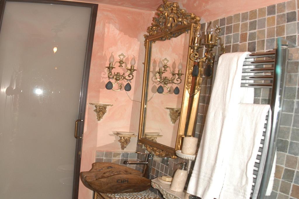 Hospitales Del Pellegrino - Trastevere Rome Chambre photo