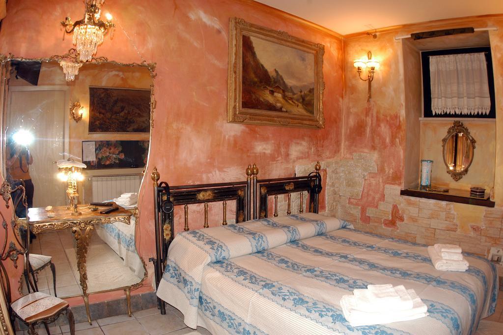 Hospitales Del Pellegrino - Trastevere Rome Chambre photo