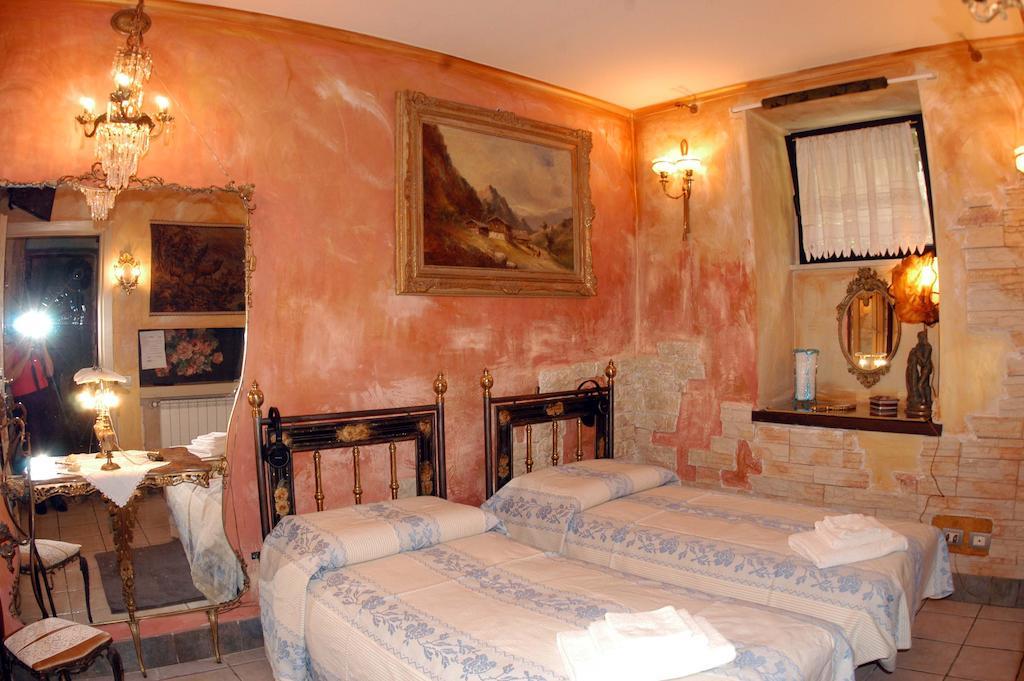 Hospitales Del Pellegrino - Trastevere Rome Extérieur photo
